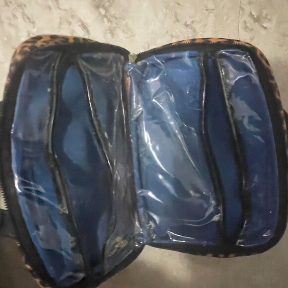 Leopard Print Gold Makeup Bag - Picture 2 of 3